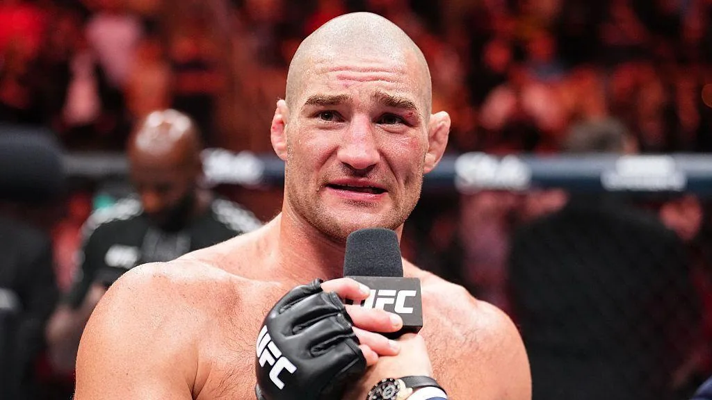 Strickland criticizes UFC pay for retirement