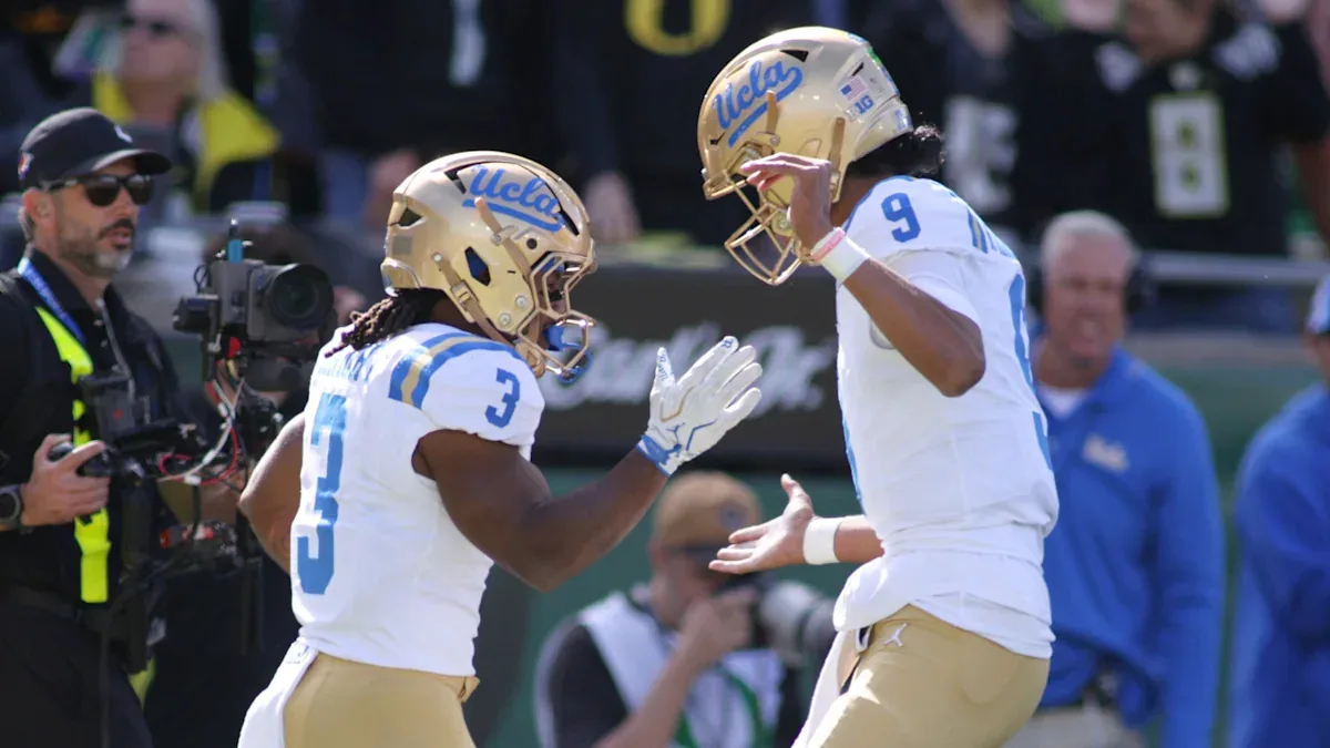 UCLA beats Oregon in low-scoring clash