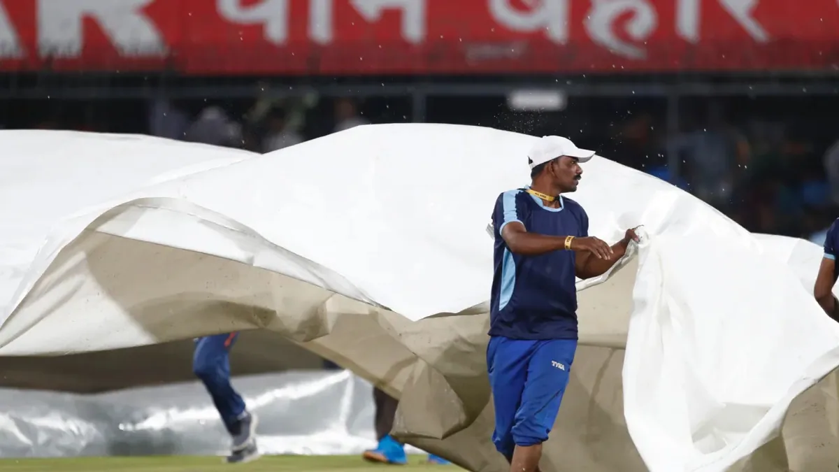 Holkar Stadium T20I results and pitch trends