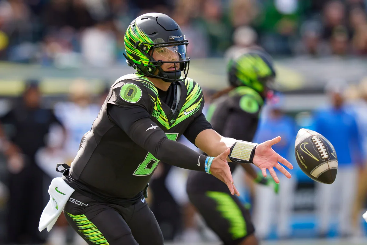 Oregon Ducks Lose To UCLA In Close Home Game