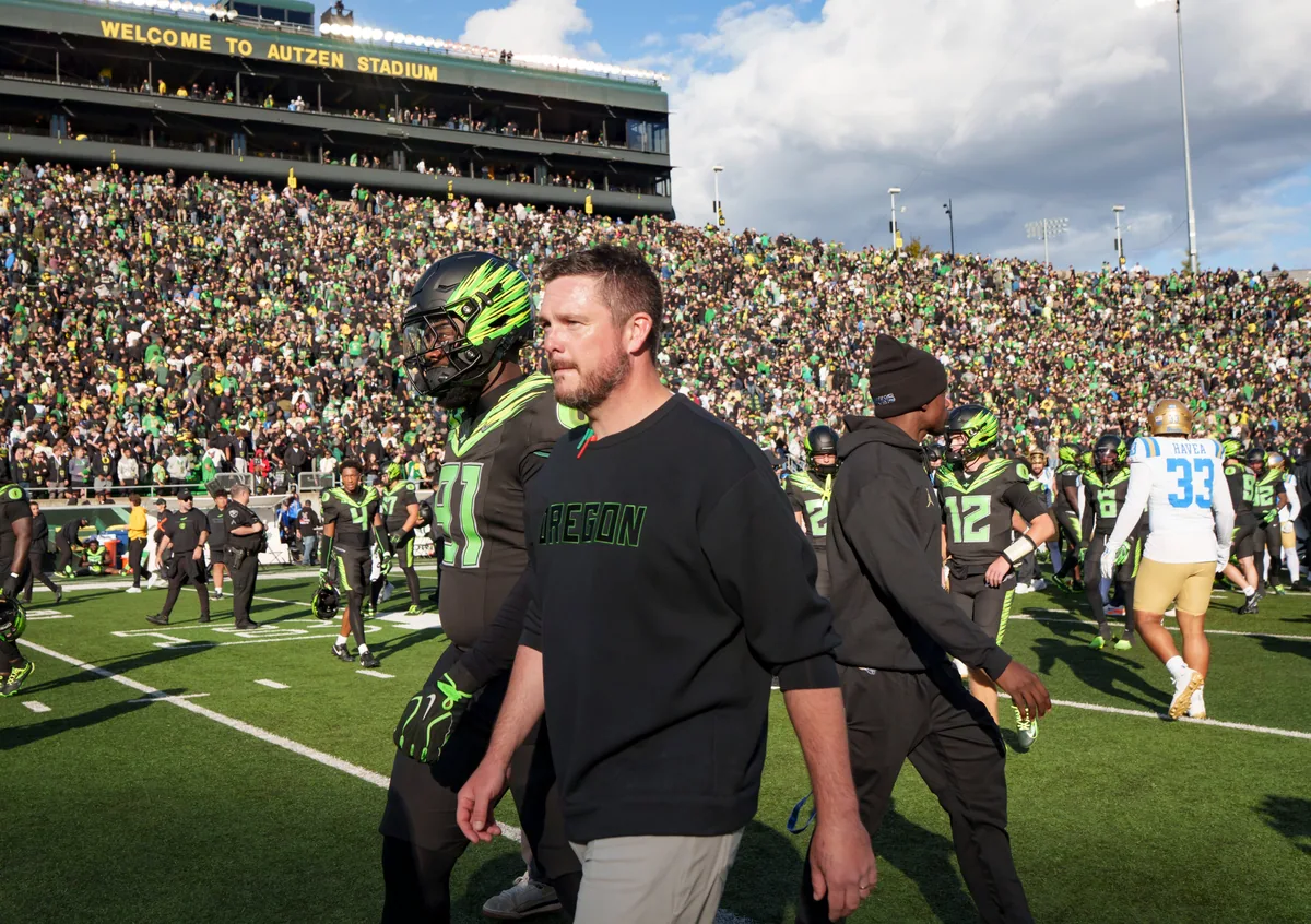 Oregon Football Struggles in Home Loss to UCLA