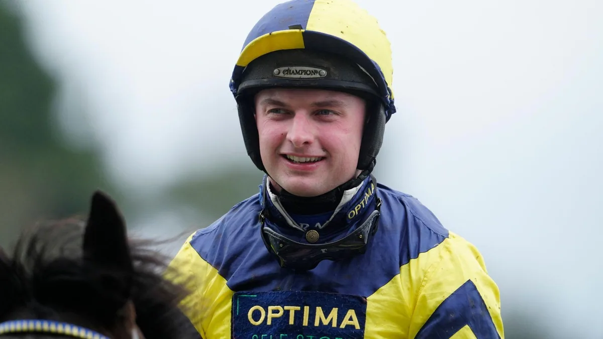 Sean Bowen wins Welsh racing award for sixth time