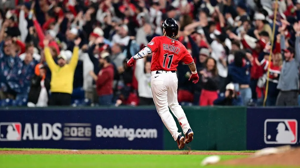 Guardians complete ALDS comeback with Ramirez HR