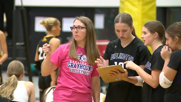 Burlington volleyball falls to Iowa City High in Bettendorf Invite