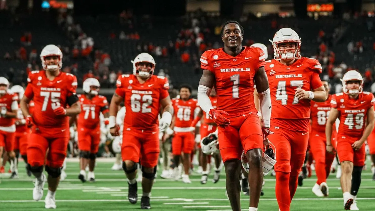 UNLV ends NDSU's perfect season with 13-7 win
