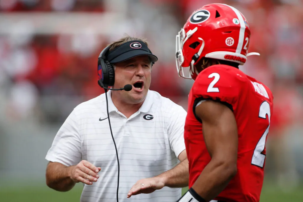 Georgia beats Alabama in regular-season clash