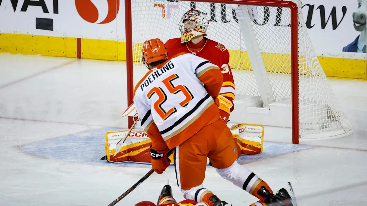 Ducks edge Flames in Calgary