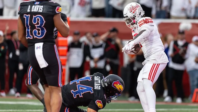 Utah beats Kansas at home despite uneven performance