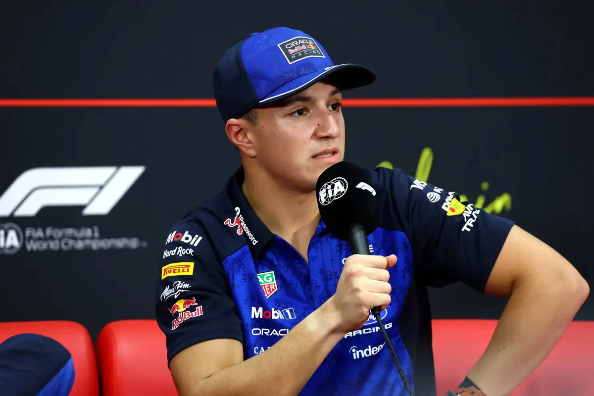 Hadjar Struggles With Technical Issues At Singapore Grand Prix