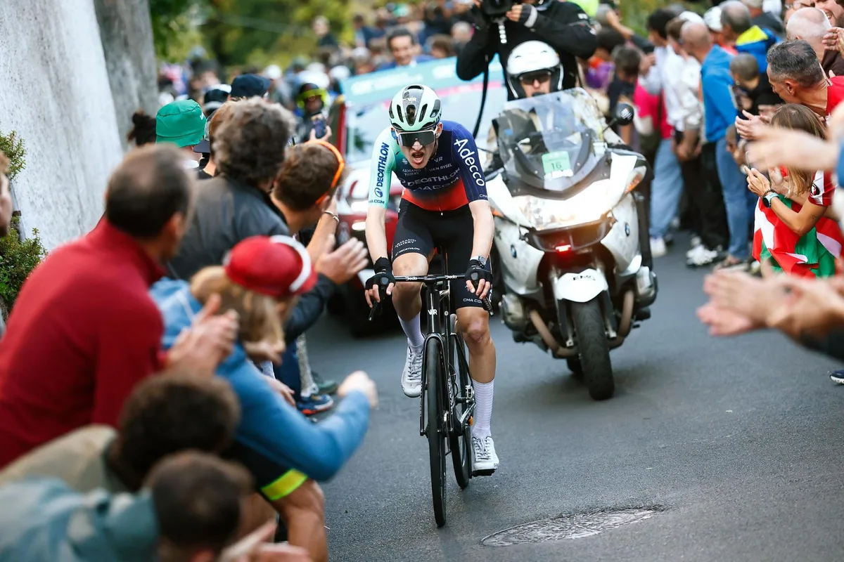 Seixas wins Il Lombardia, targets Pogačar