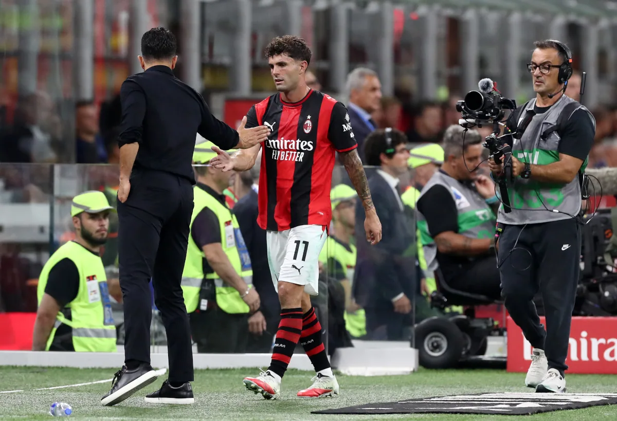 Milan names Moreira starter for Sassuolo clash