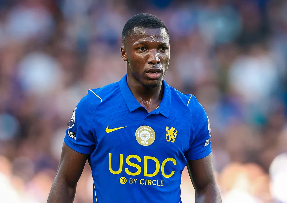 caicedo praised as top holding midfielder after chelsea win