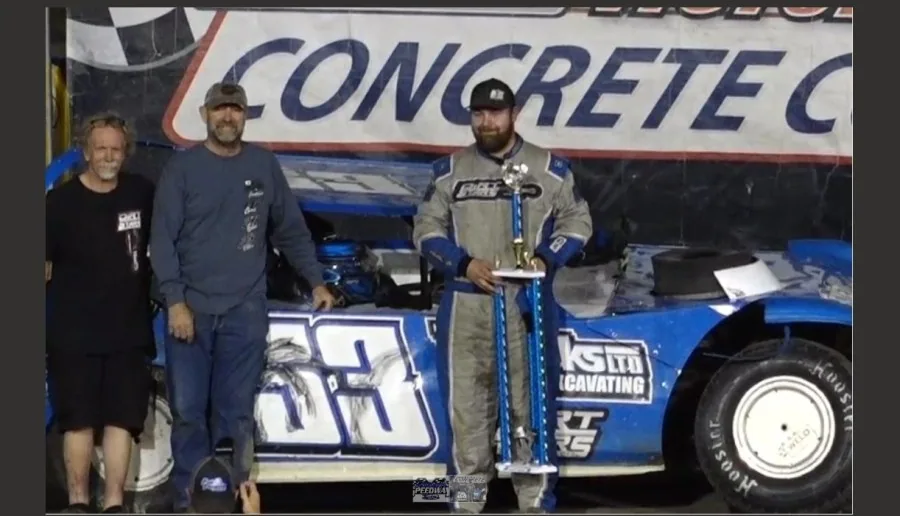 Dustin Smith wins Davenport Dirt Stars finale