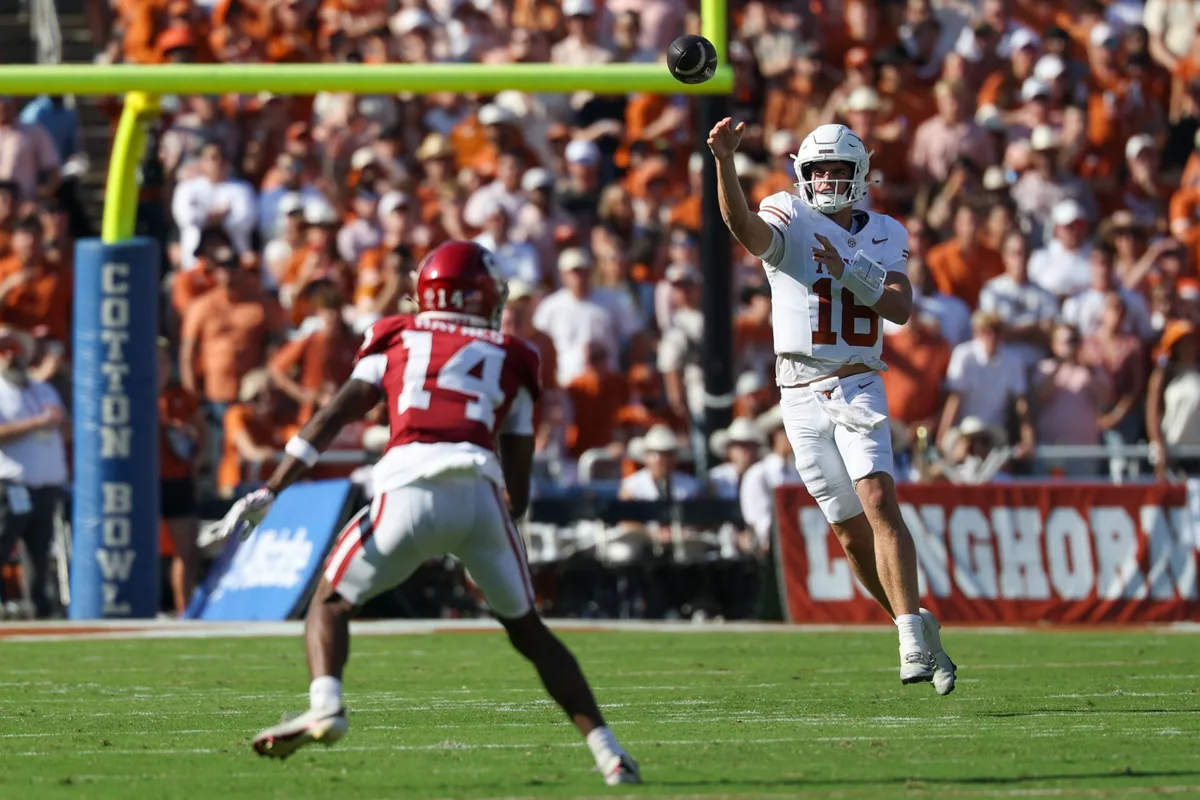Arch Manning's interception ends Texas' game against Oklahoma