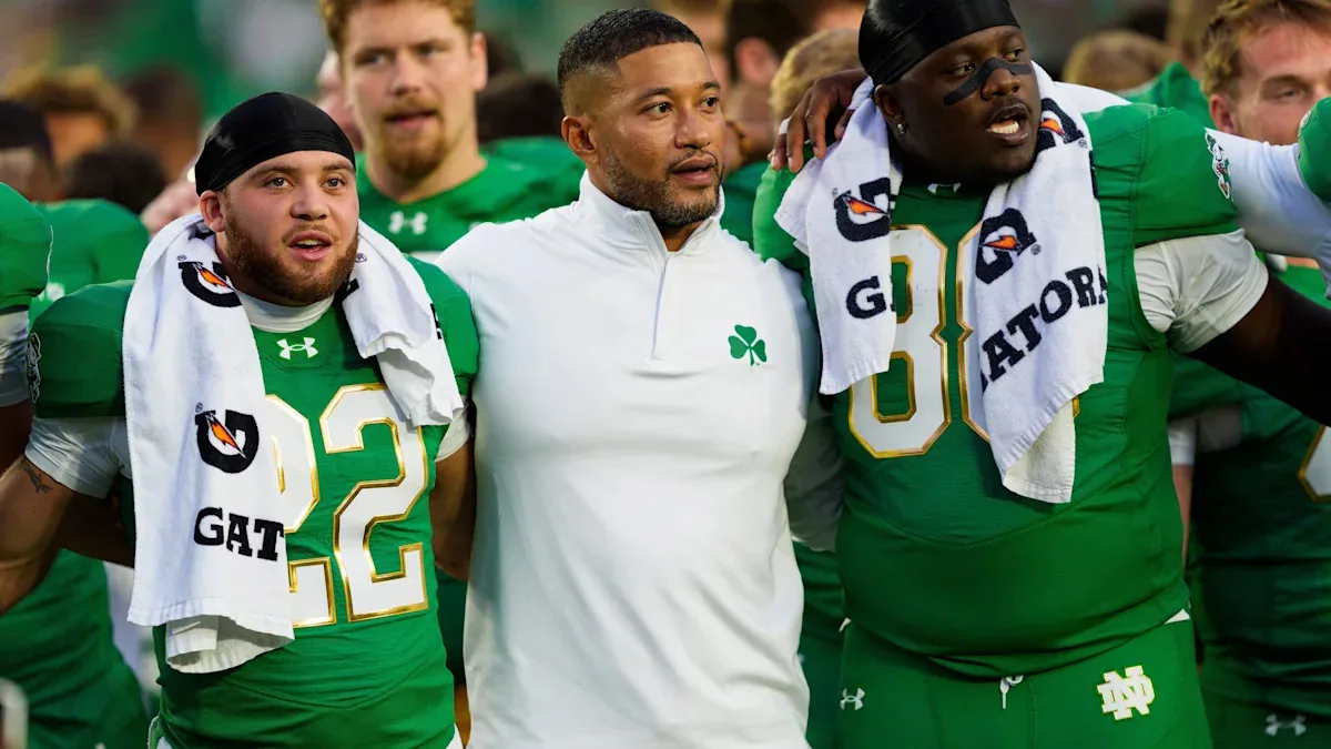 Notre Dame beats Stanford 38-14