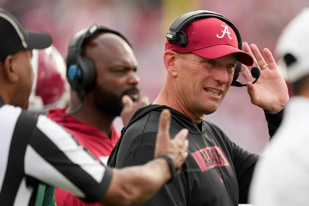 Georgia players return helmets after Alabama fan confrontation
