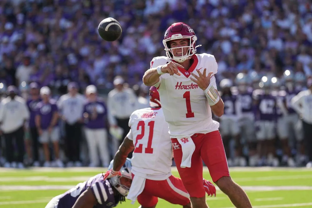 UH defense shows improvement in Week 6 win
