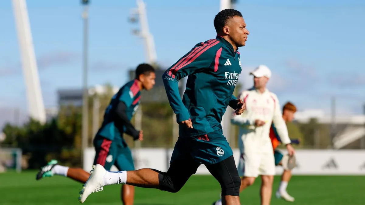 Mourinho Defends Mbappé Amid International Criticism