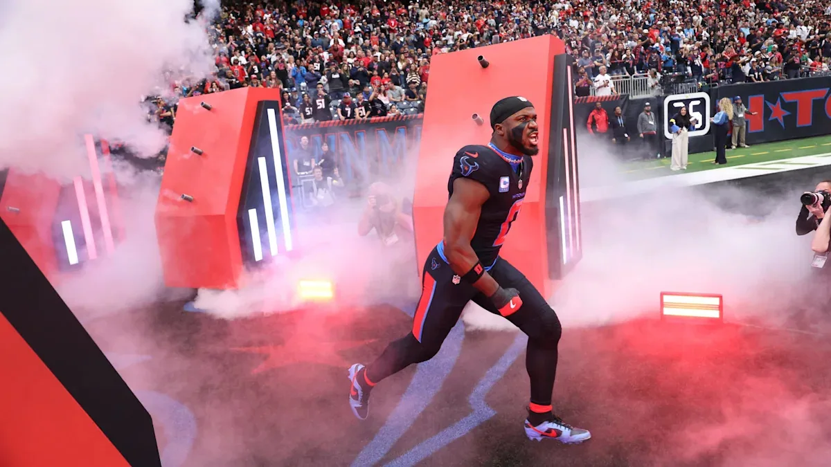 Texans Lose to Titans, Season Likely Over