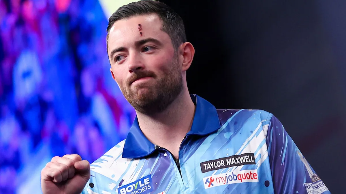Humphries, Clayton in action at Swiss Darts Trophy