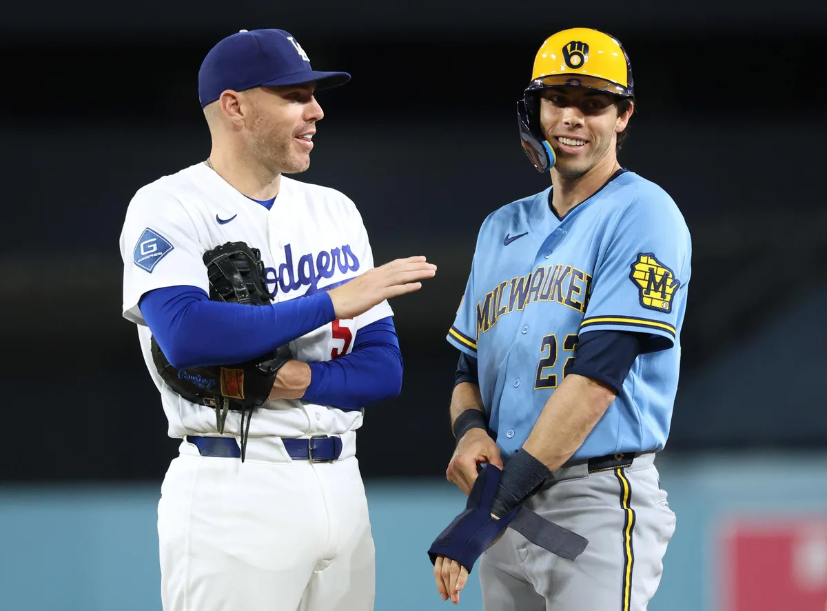 Brewers finalize NLCS roster