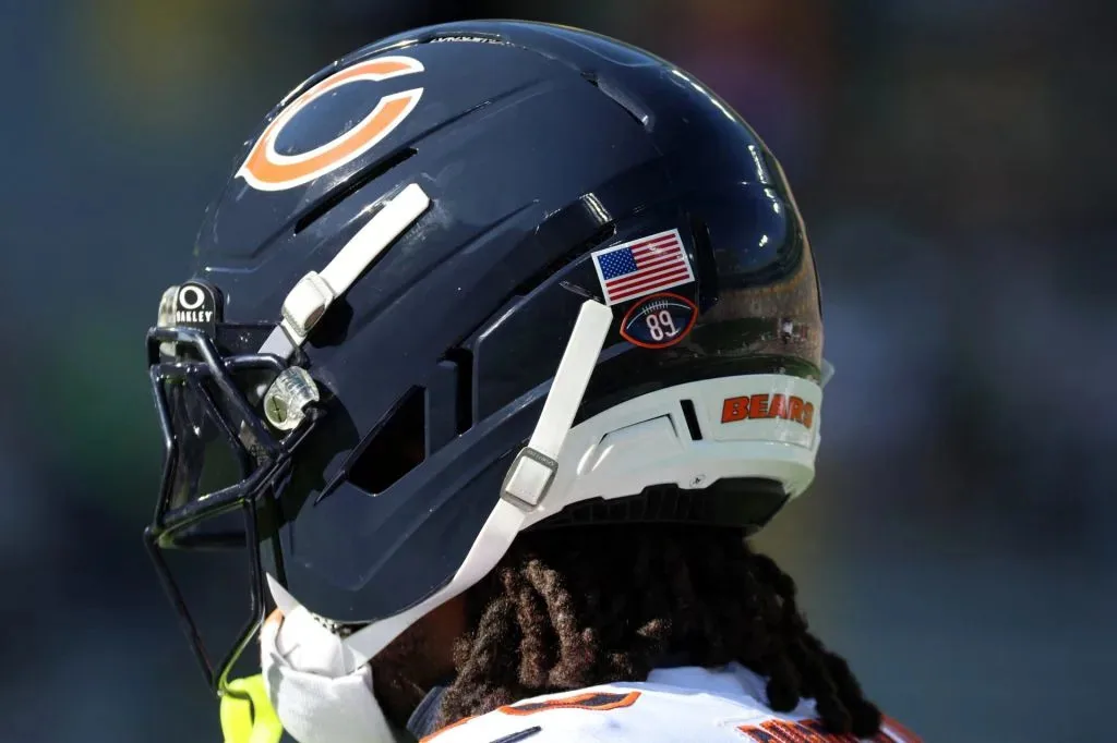 Bears Honor Mike Ditka With 89 Helmet Decal