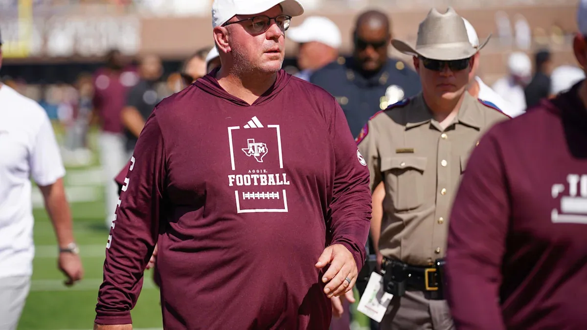 Elko criticized for past Texas A&M issues