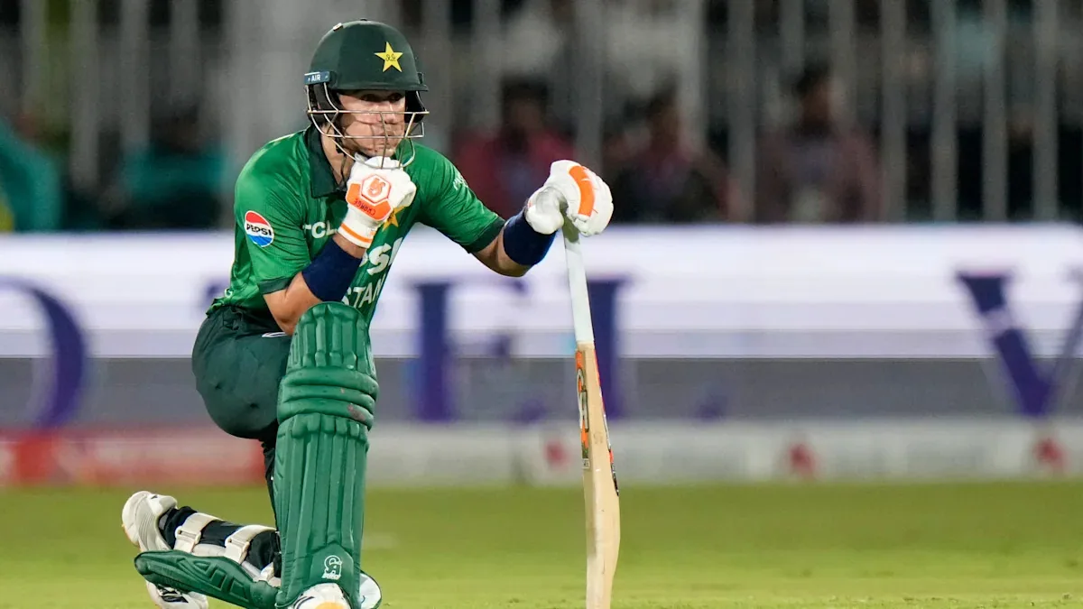 Pakistan dominates Sri Lanka in T20 series opener