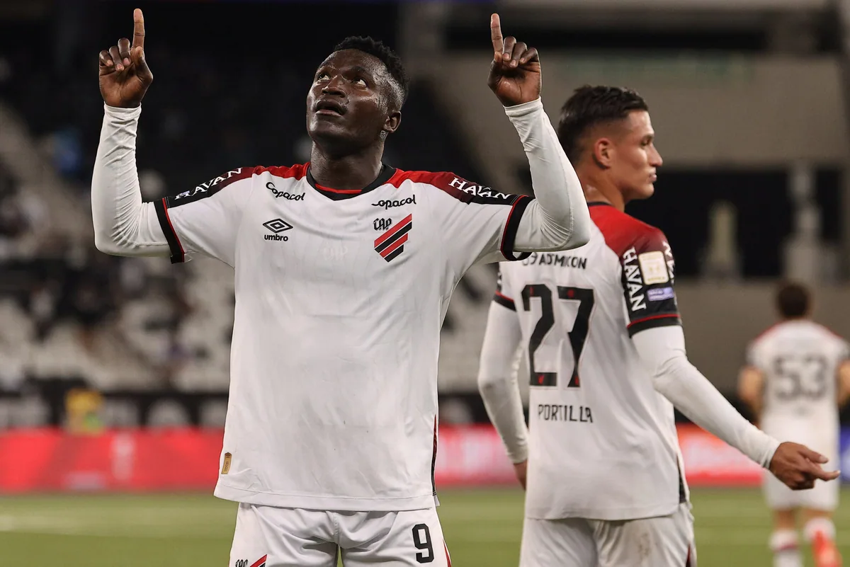 Aston Villa Seek Colombian Forward Amid Transfer Talks