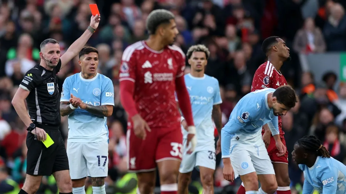 Liverpool coach criticises red card in City defeat