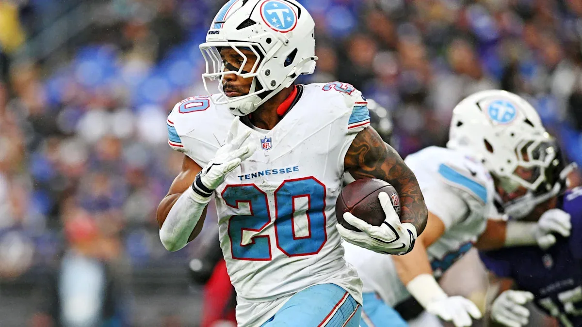 Pollard leads Titans' rushing attack in Week 5