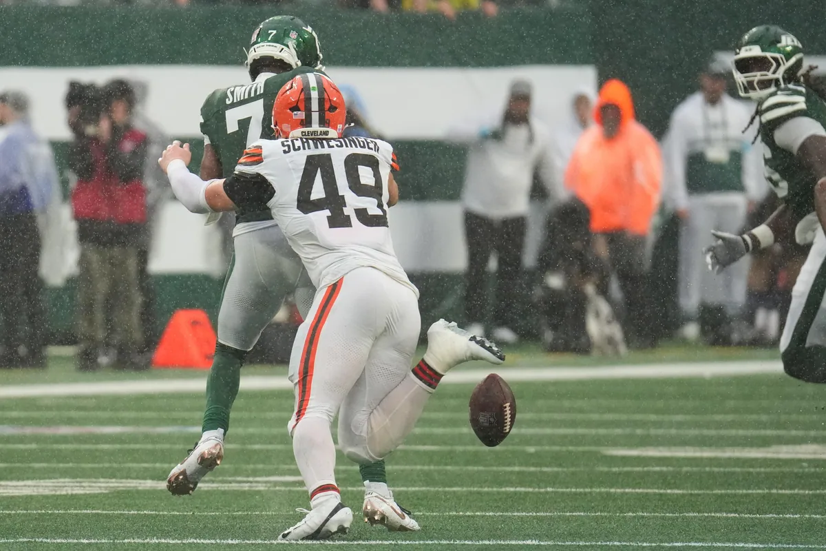 Browns add two new injury concerns