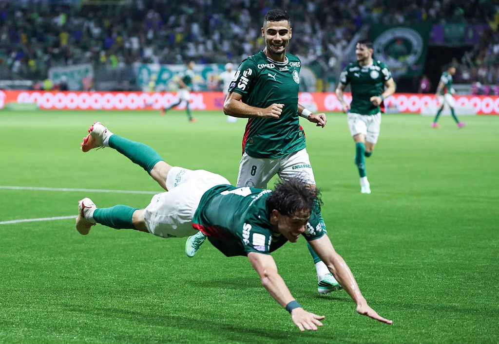 Palmeiras dominate Corinthians in Brasileirão derby