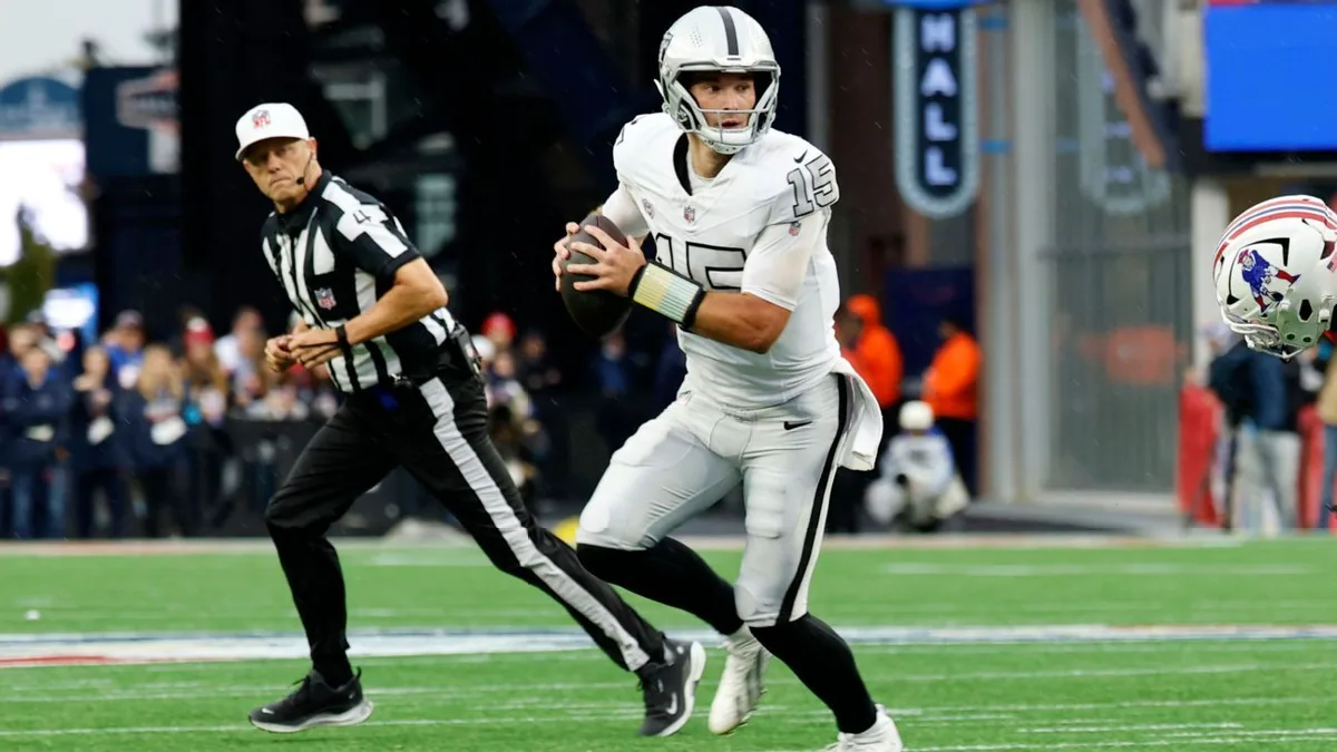Raiders' No. 1 Pick Debuts in Fourth Quarter Loss