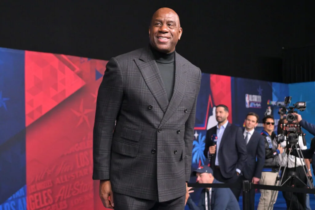 Magic criticizes Commanders' clock management in loss to Giants
