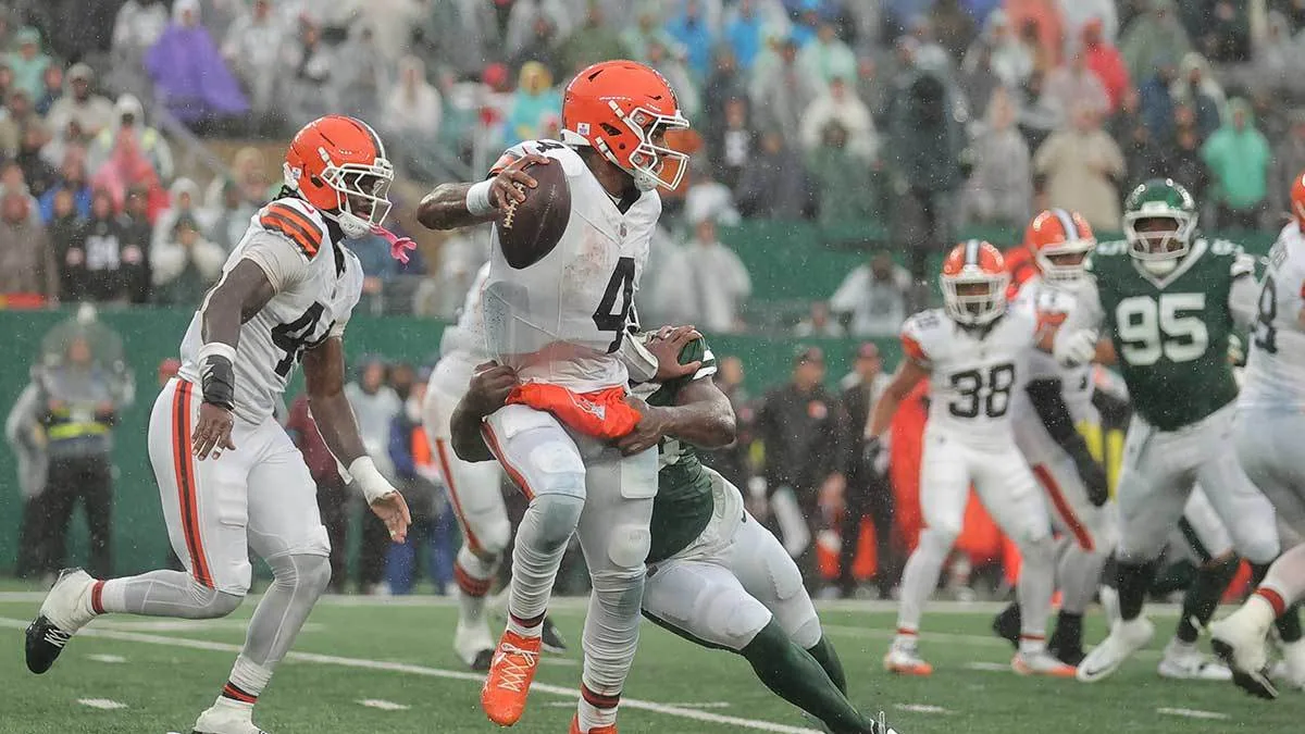 Jets edge Browns with Bailey’s performance