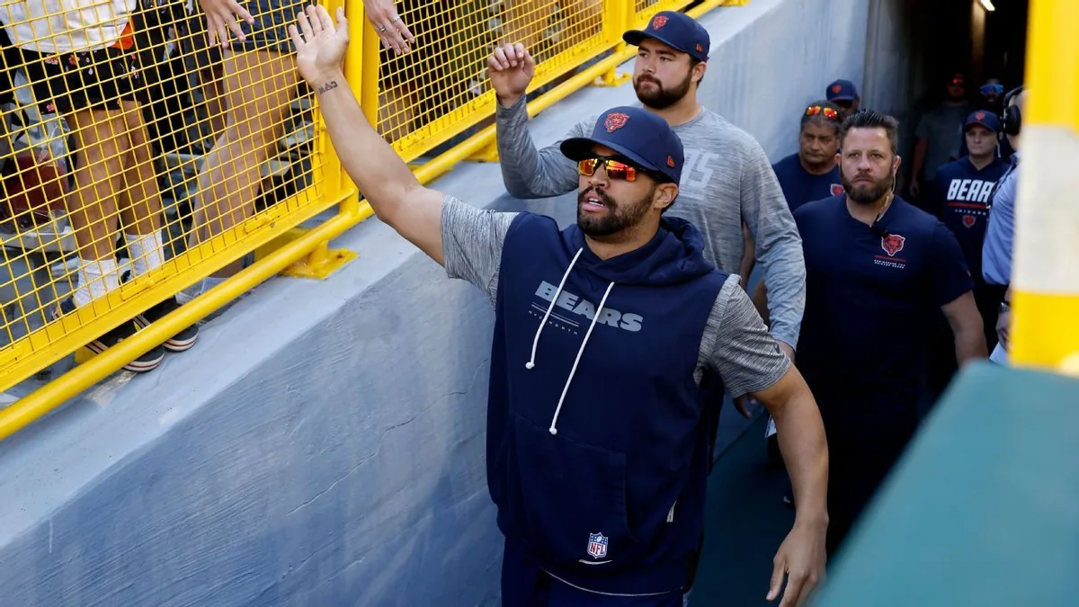 Bears QB near return after three-game absence