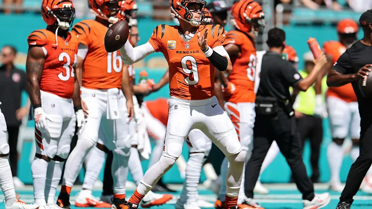 Burrow throws four touchdowns in Bengals' win