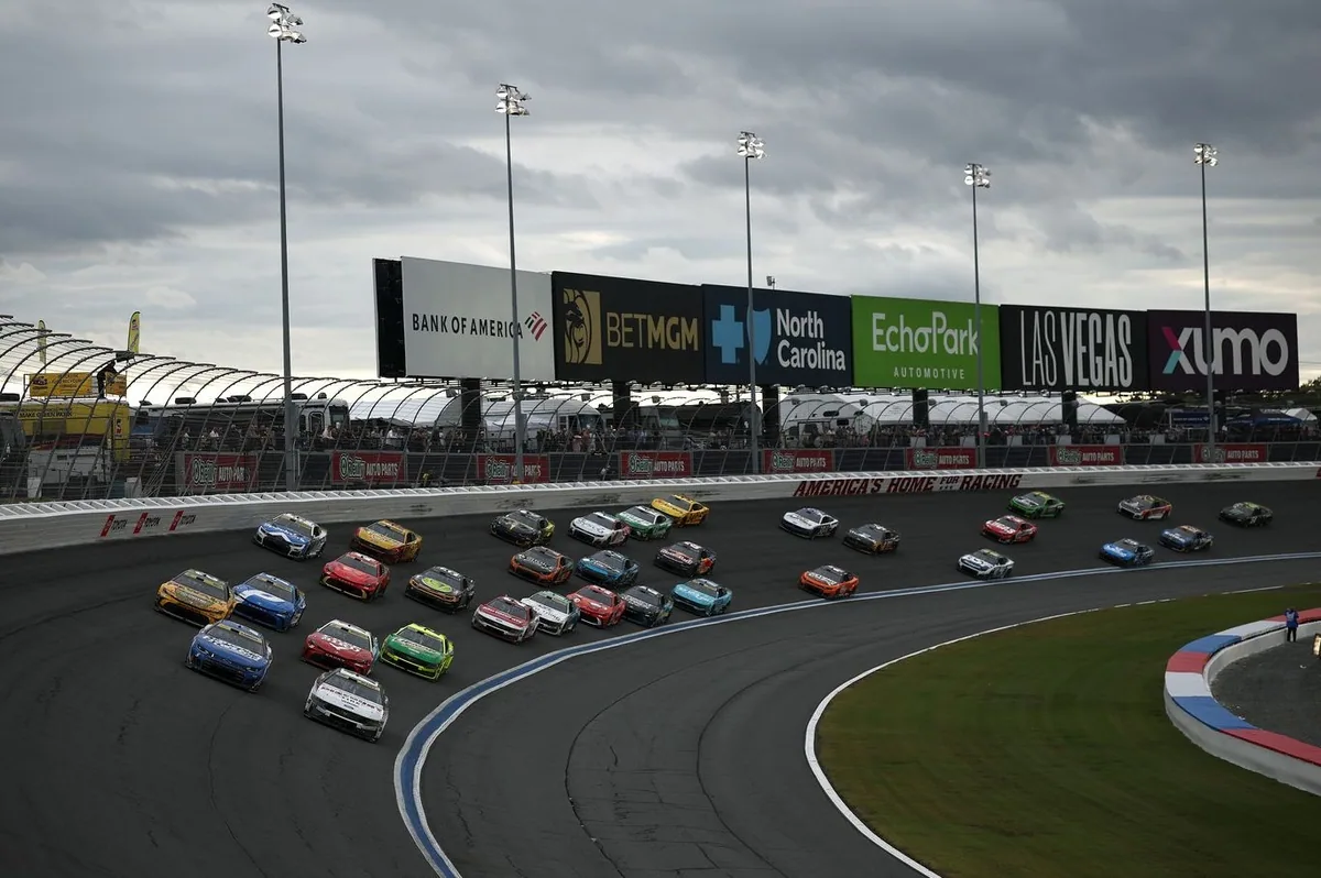 Larson extends lead in NASCAR Cup standings