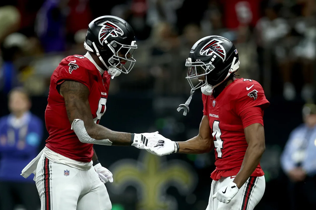 ravens to face falcons in sunday night football