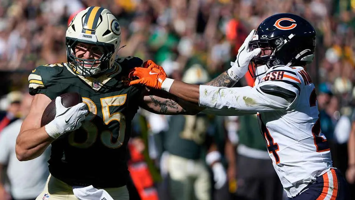 Packers dominate Bears in low-scoring win