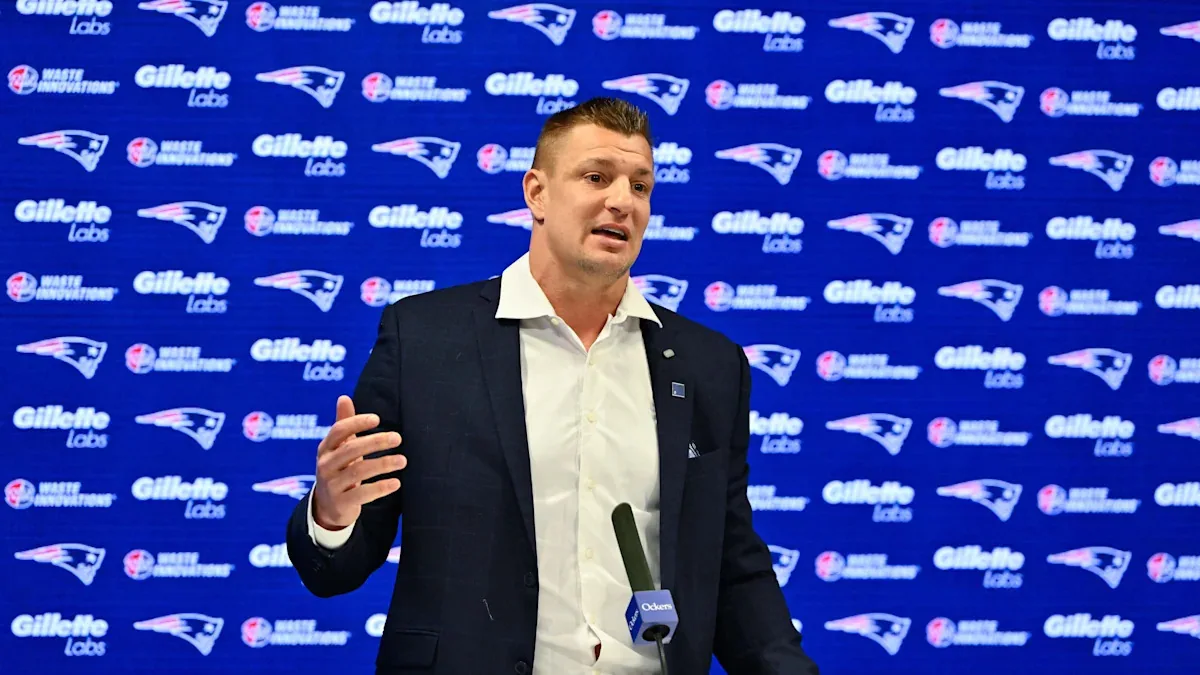 Gronkowski credits O'Shea for Chiefs' WR development