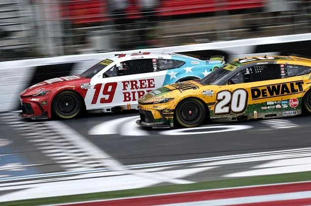 Bell narrowly misses out on Charlotte win