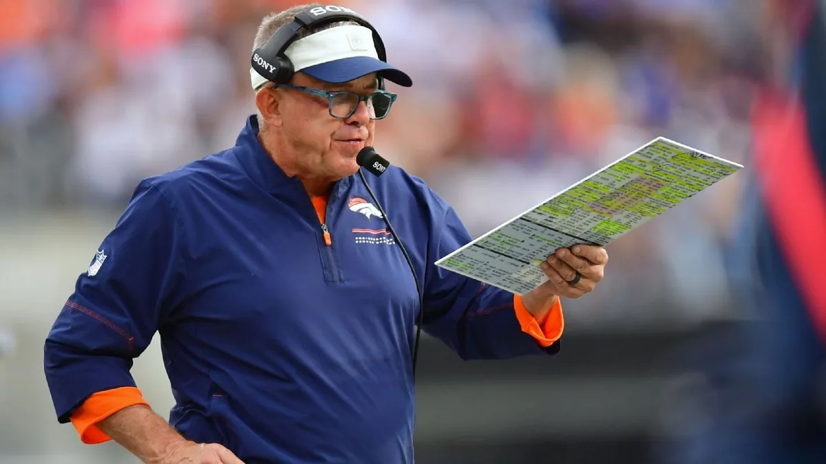 Broncos edge Chargers with Payton's playcalling