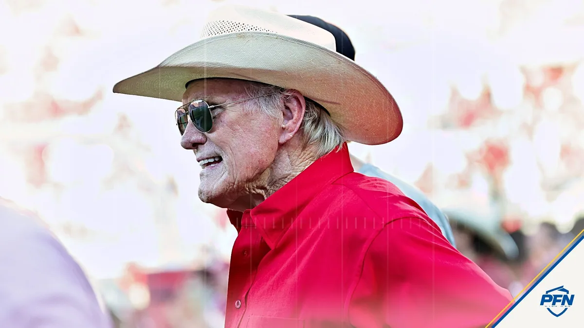 Bradshaw to Stay on NFL Show With New Contract