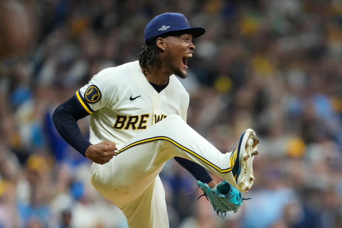 Brewers beat Dodgers in NLCS Game 1