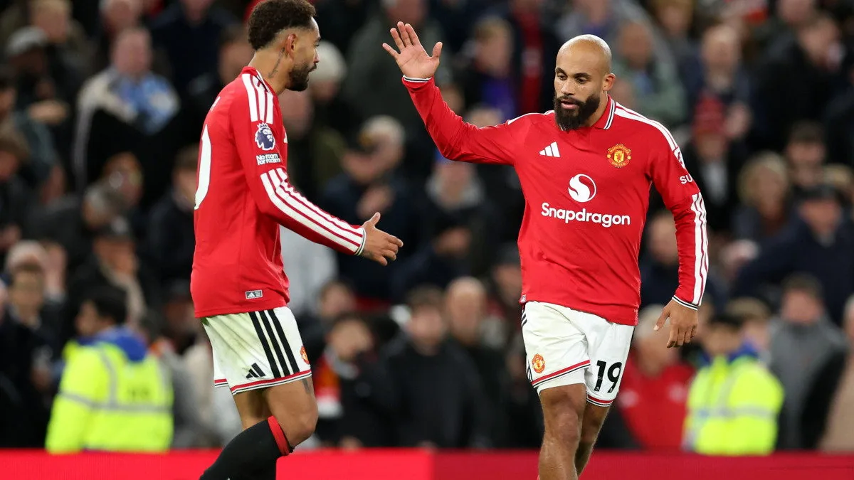 Man United faces three hurdles in Champions League clash