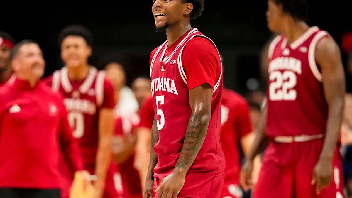 IU basketball coach to adopt football's winning mindset