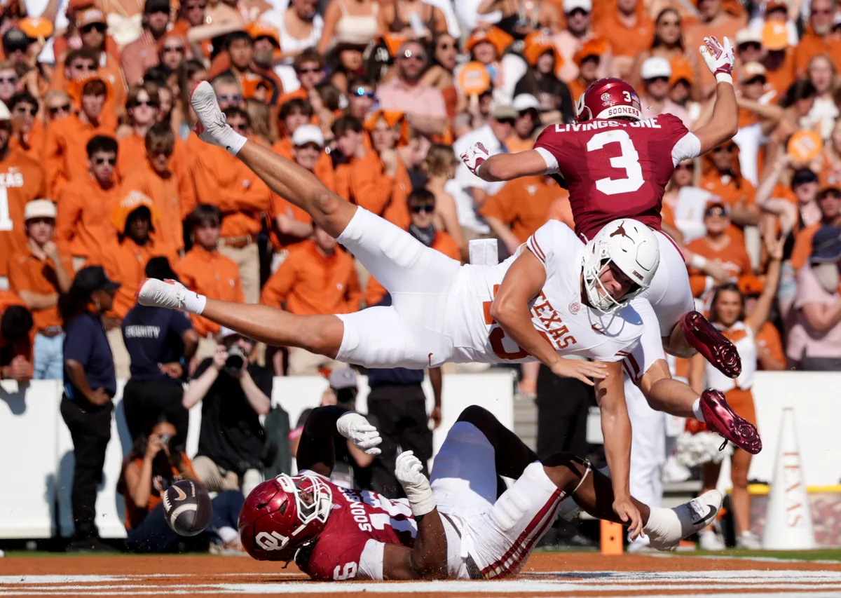 Georgia holds top spot, Texas drops after Week 6