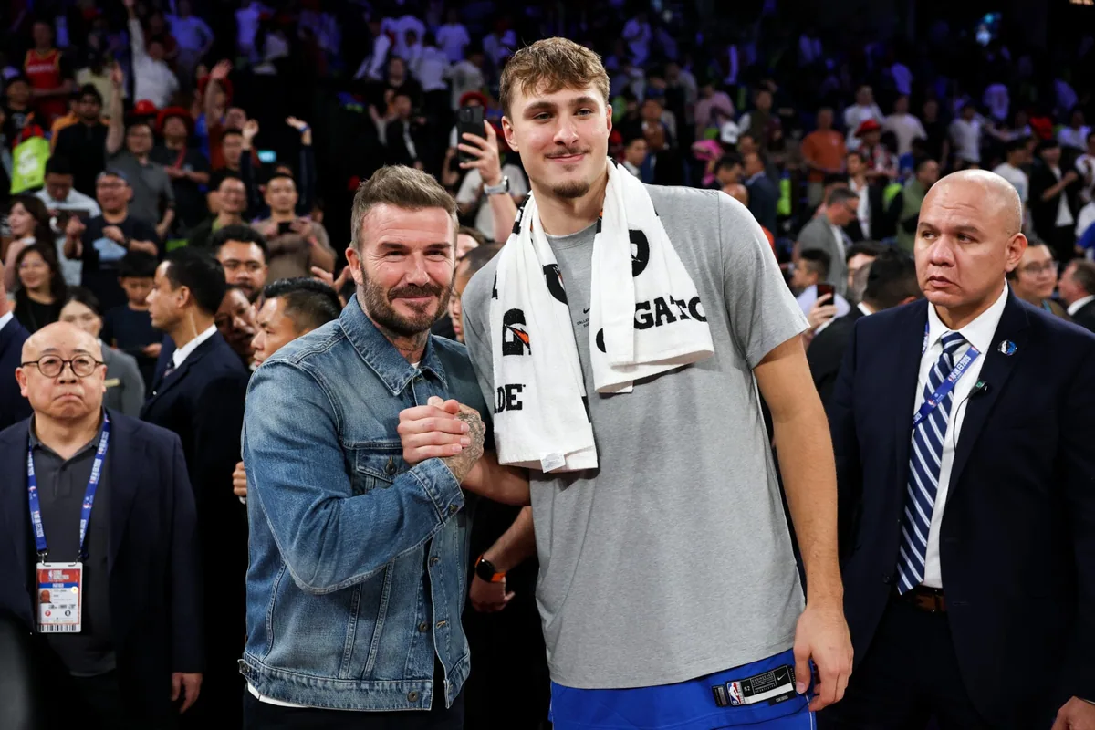 Flagg meets Beckham after Mavericks win